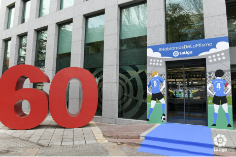 Cartel Hablamos de lo mismo